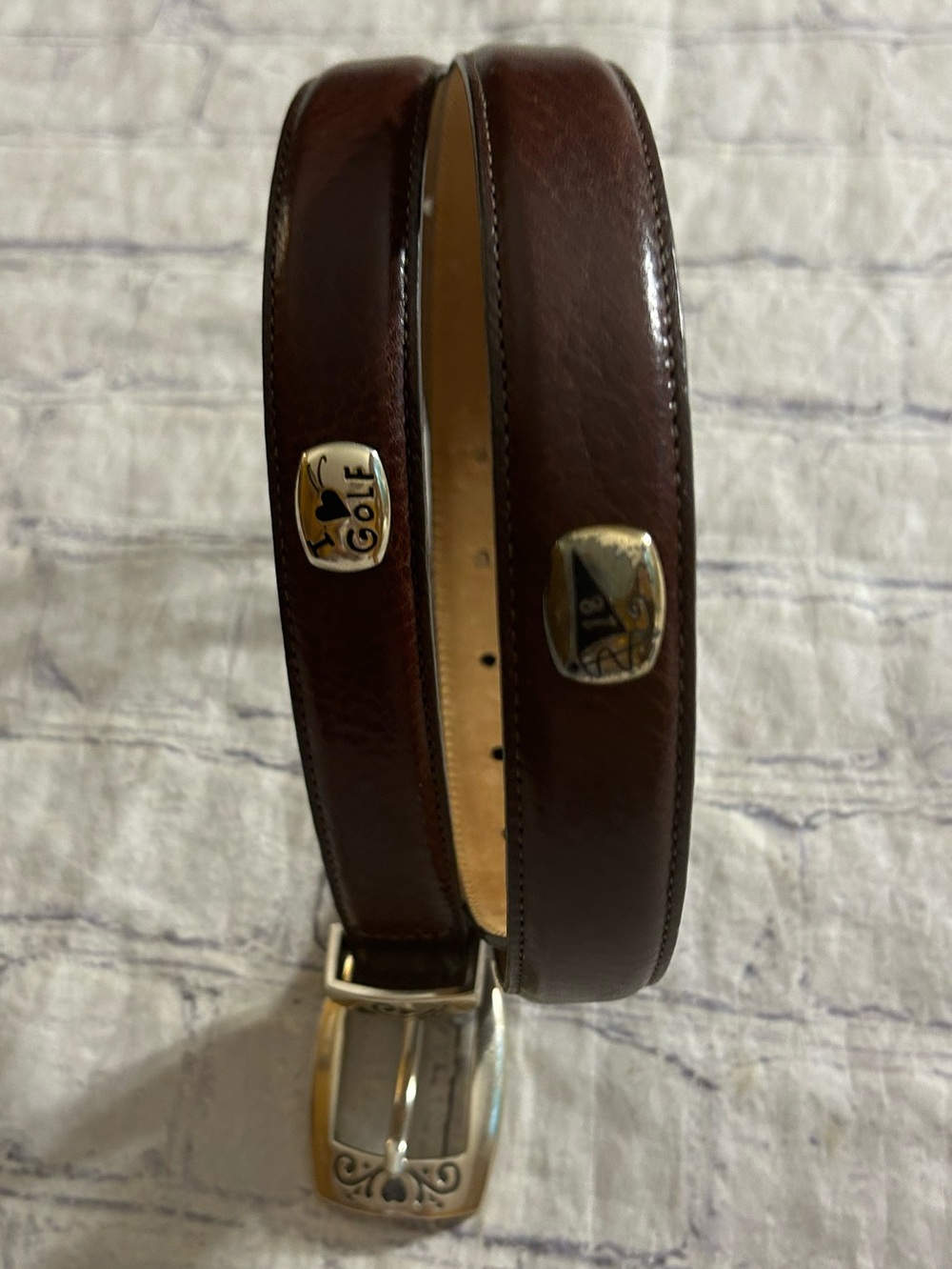 BRIGHTON CHOCOLATE BROWN LEATHER WITH STUDS SILVER TONE EMBELLISHED BUCKLE BELT